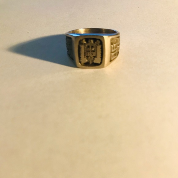 Class Ring Size 6